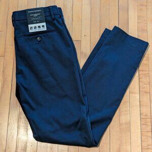 Rapid Movement Chino new with tags, Fulton skinny fit, 30x32, Banana Republic
